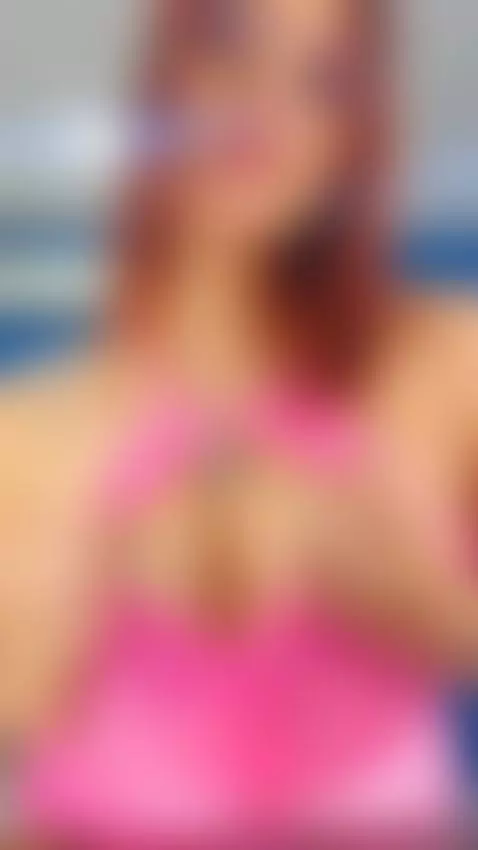 Pink girl by nicol-ruizz