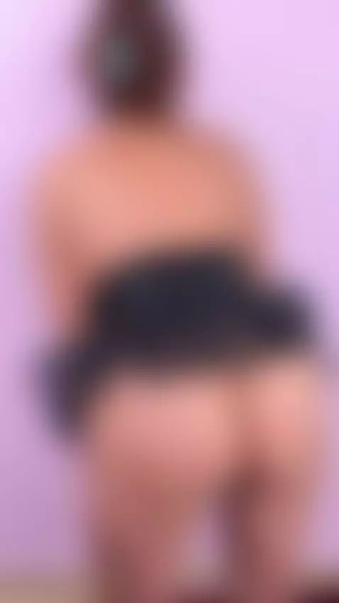 That ass wiggle is the hottest thing you'll ever see. by krystellleon