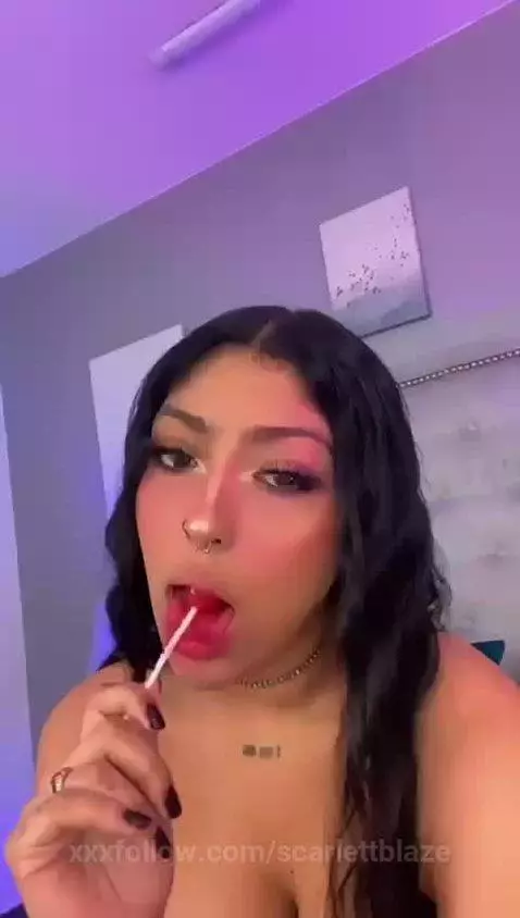 Do you wanna be my roommate? ❤️‍🔥😏 I will knock your door ev... by scarlettblaze