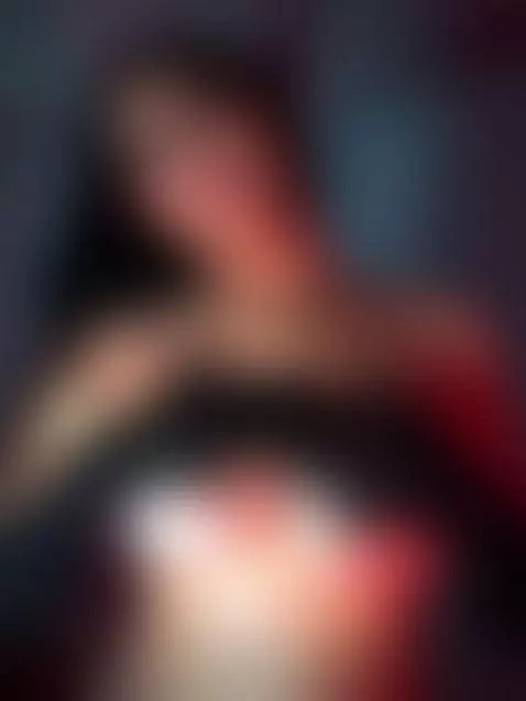 Sexy brunette by scarlettblaze