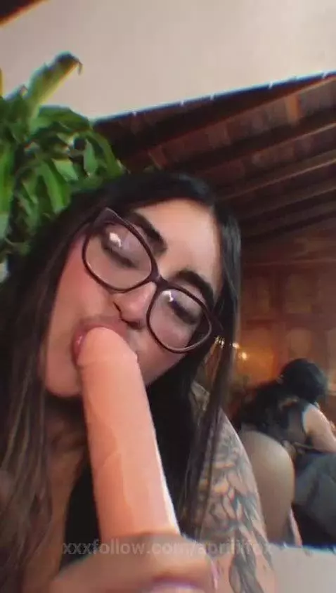 Do you need a good blowjob from your little slut? 💦💦 by apriiilfox