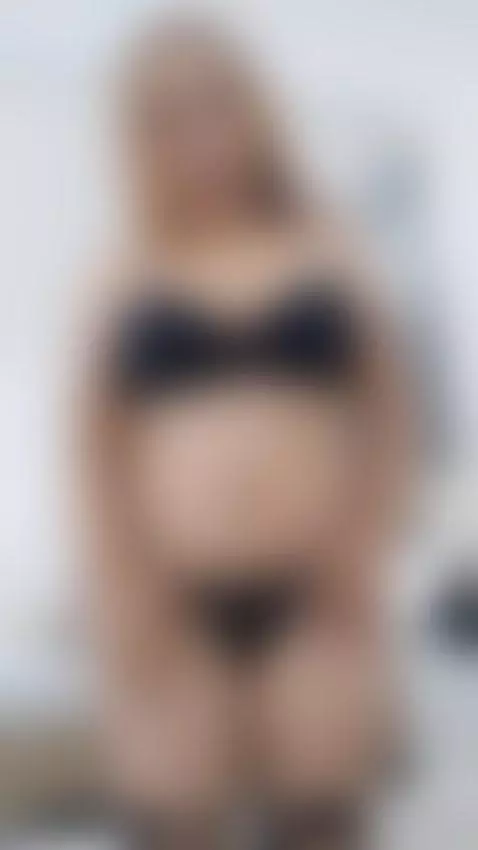 Let me seduce you with my sexxy ass 💞🔥 by ednacopper