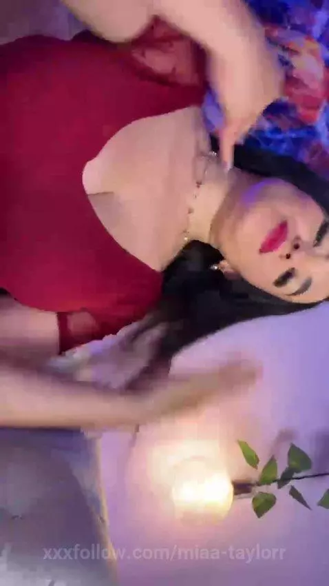 shaved, bigass, bigtits by miaa-taylorr