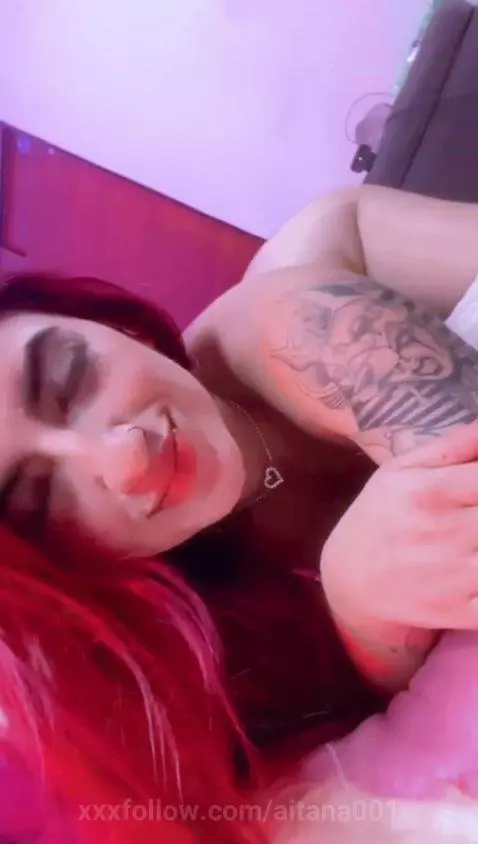 I'm live king, I'll wait for you and you take control of my ... by aitana001