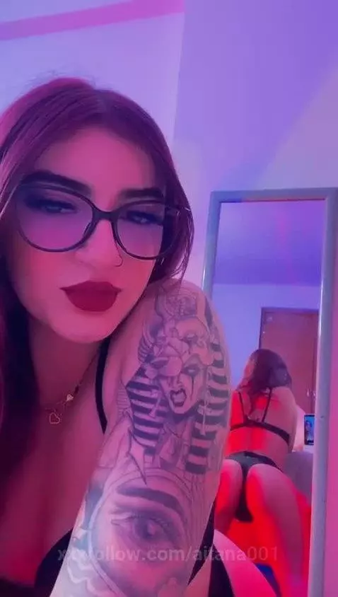 What would you do if you were here with me? by aitana001