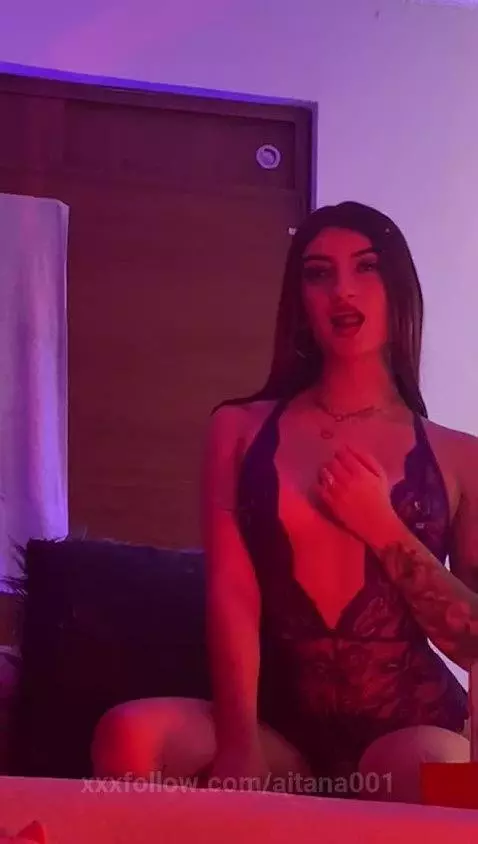 very hot for you by aitana001