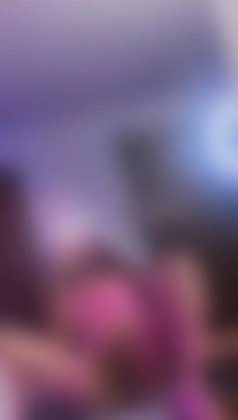 This bunny wants your pig by aitana001