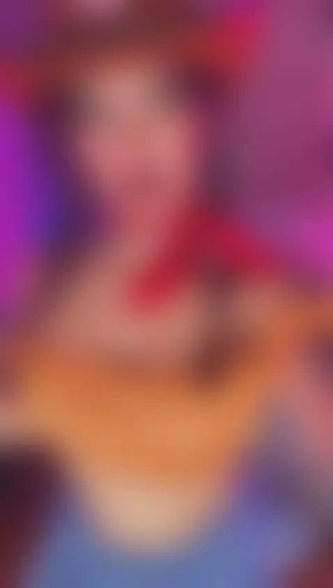 I don't promise pleasure, I promise control. by aitana001