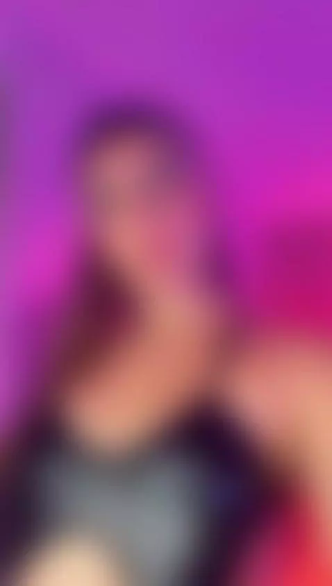 I'm online... come in, I want to see you surrender while I d... by aitana001