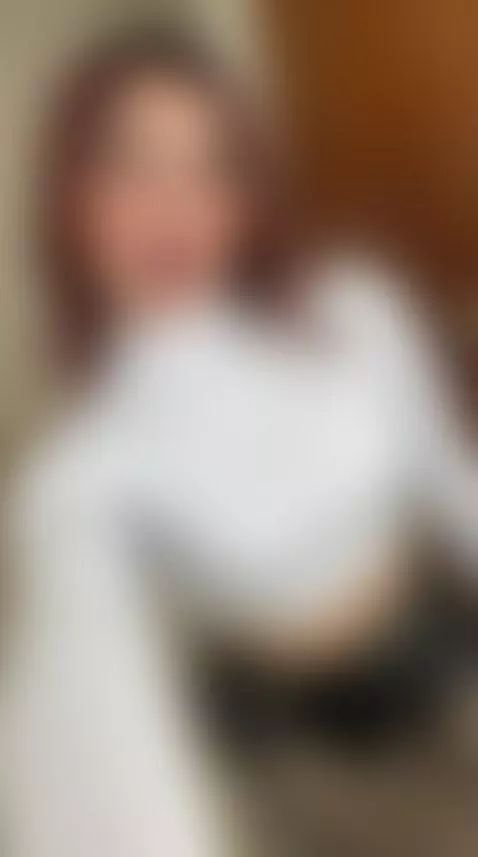 Hey bbys, wanna have fun together? by aitana001