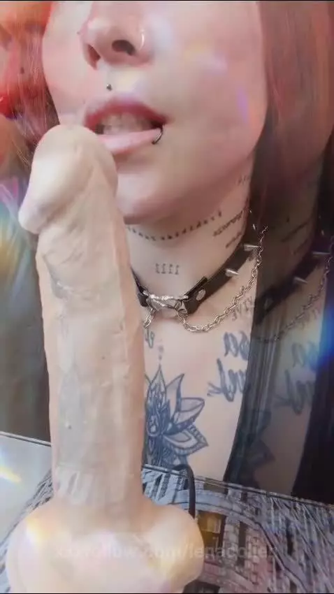 that's how I would suck your cock by lenacollen