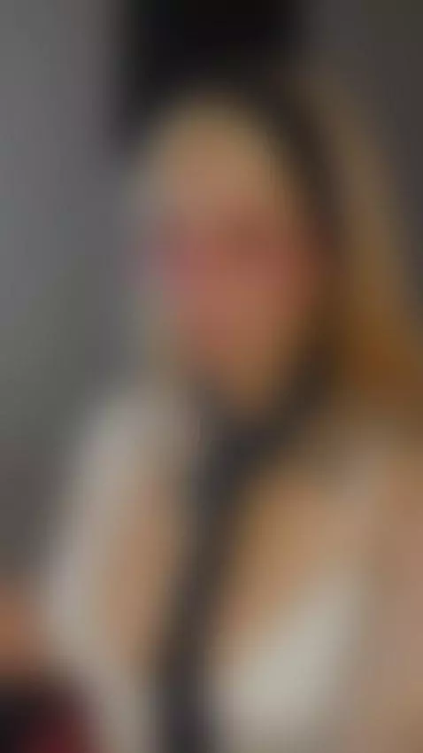 Hello, come see me. by lenacollen