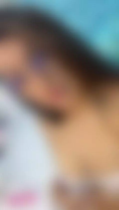 I love to seduce you with my gaze, do you want to know a lit... by ivonnestar