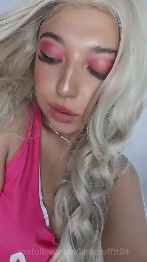 Video by laracrofftt04