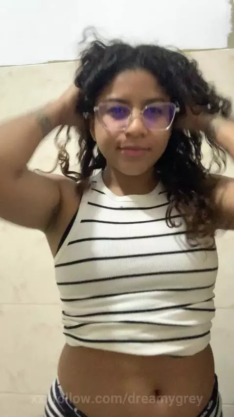 Did you manage to see it at the end?😏😜 by dreamygrey