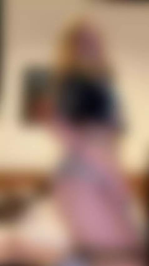 You wanna slide your fingers under my shorts? by gingertee