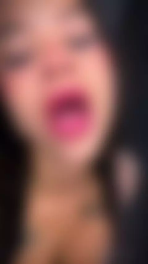 🥵 by valerymoetnoir