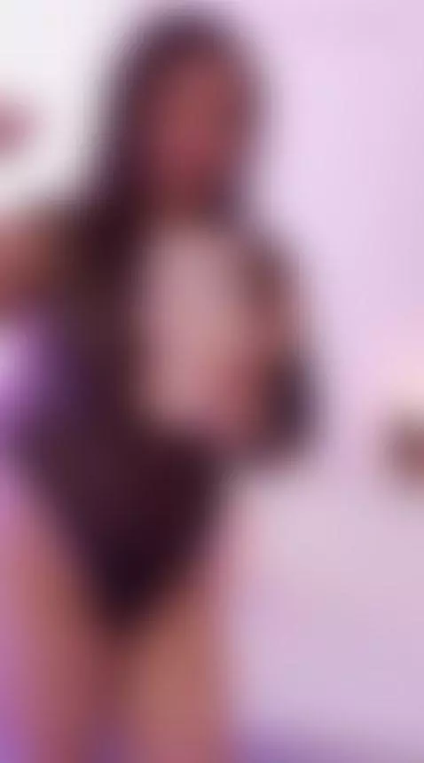 Dance with me, make me feel hot and i fuck you! by serena-houstonn