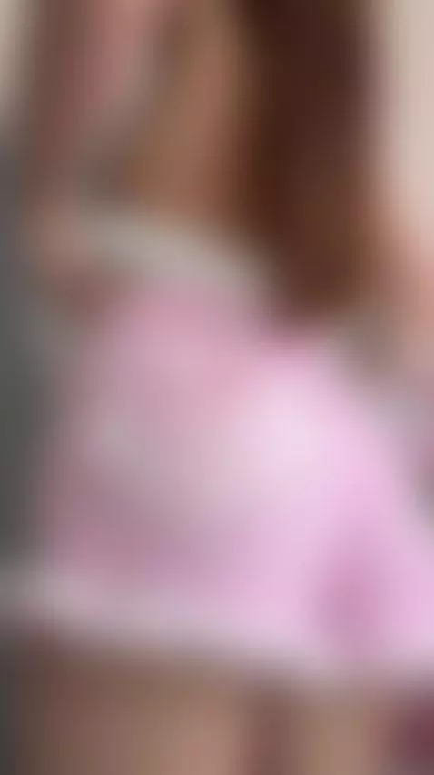 🔥Curvy brunette touching every inch of her thick body 😏 Unlo... by shyemilybaby