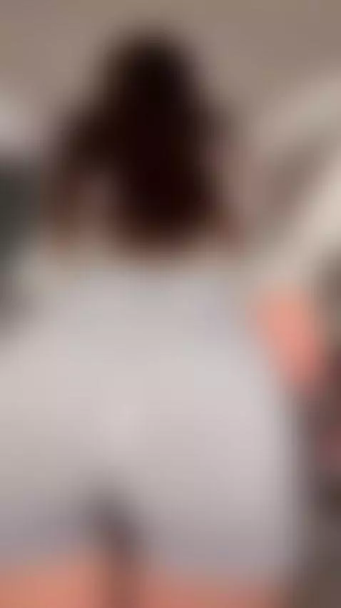 😏Curvy brunette ready to explode for you 🍆 Unlock OF by shyemilybaby