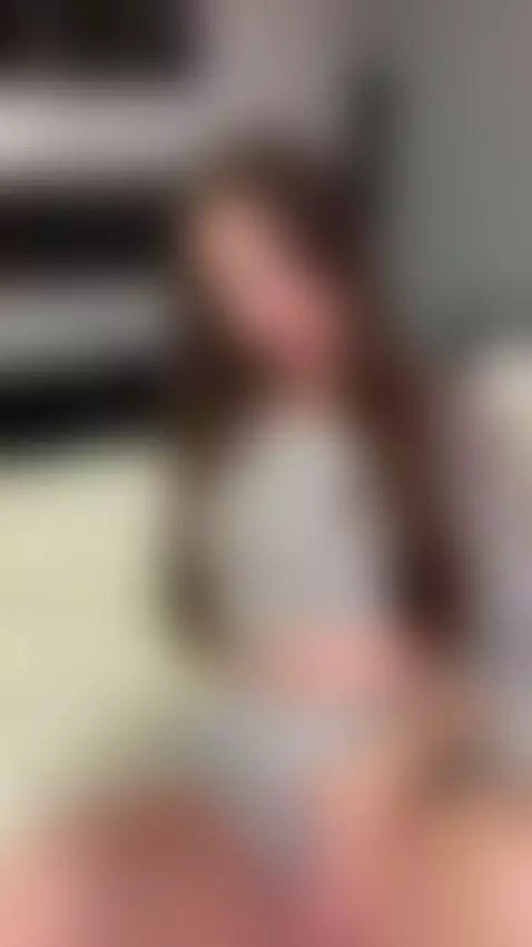 😈This curvy brunette begging to be filled 🍆 See OF by shyemilybaby