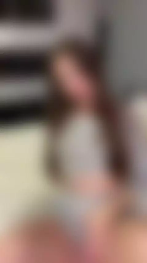 😏Brunette framing her horny face 💦 Unlock OF by shyemilybaby