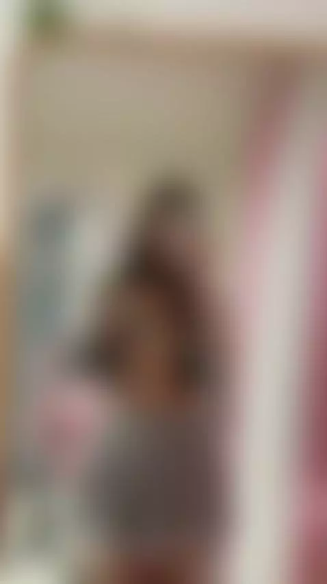 😈Curvy brunette lost in pleasure 🔥 Unlock OF by shyemilybaby