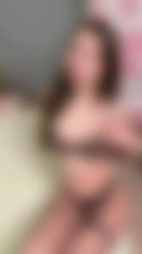 🍑Thick juicy ass cheeks spread invitingly 🔥 See my OF by shyemilybaby