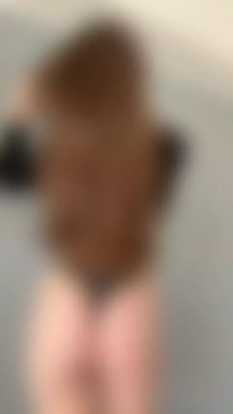 😈This curvy brunette begging to be filled 🍆 See OF by shyemilybaby