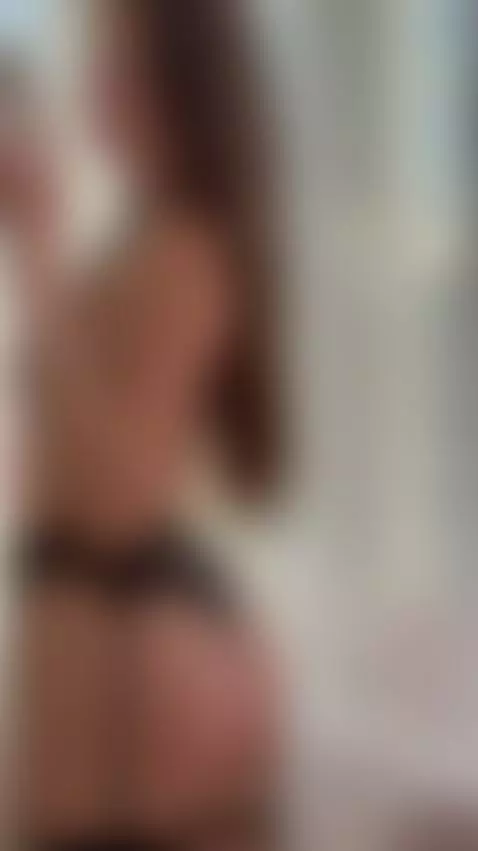 💦Long brown hair dripping down her back 😈 Exclusive OF by shyemilybaby