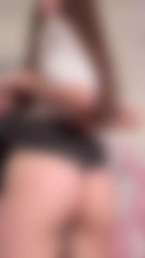🍑Thick curves of brunette shaking 🔥 Join OF by shyemilybaby