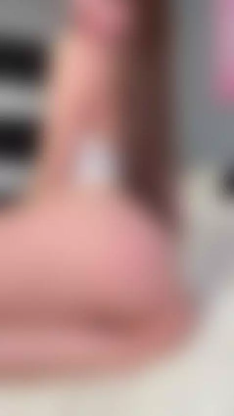 🔞Tattooed curvy brunette trembling on the edge 🍒 Subscribers... by shyemilybaby
