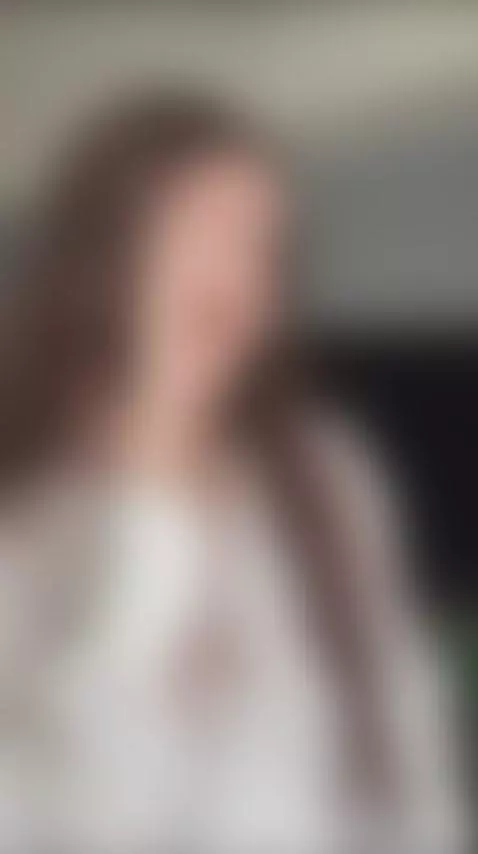 How does she do it? Check out the link in the bio! 😊 by shyemilybaby