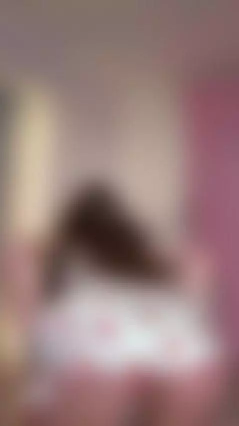 Sleek, seductive, unstoppable
Long dark hair, killer body, a... by shyemilybaby