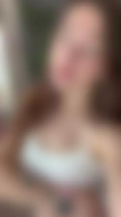 🔥Curvy brunette touching every inch of her thick body 😏 Unlo... by shyemilybaby