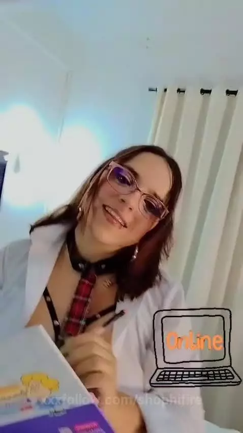 te gustaria acompañarme muentras estudio ? by shophifire