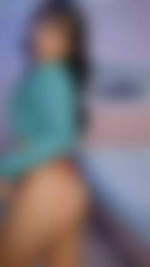 Latina babe, small body, big ass by conejita-420