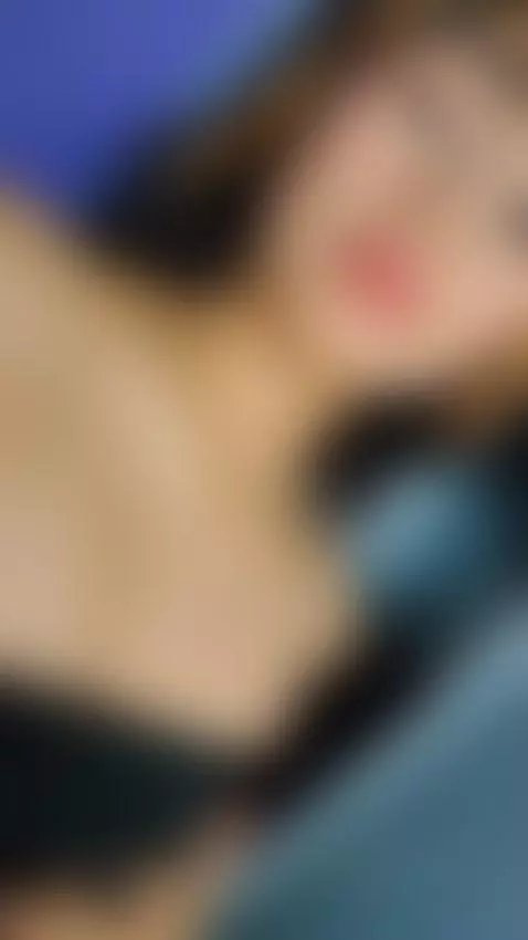 Come see me👄 by conejita-420