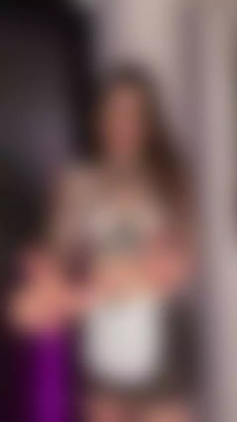 Brunette wants sex and love! Subscribe to Onlyfans! 💦 by evadesireee