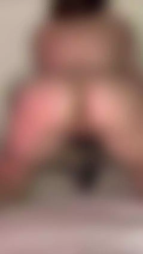 Your dream girl? Find out — follow now 💌 by evadesireee