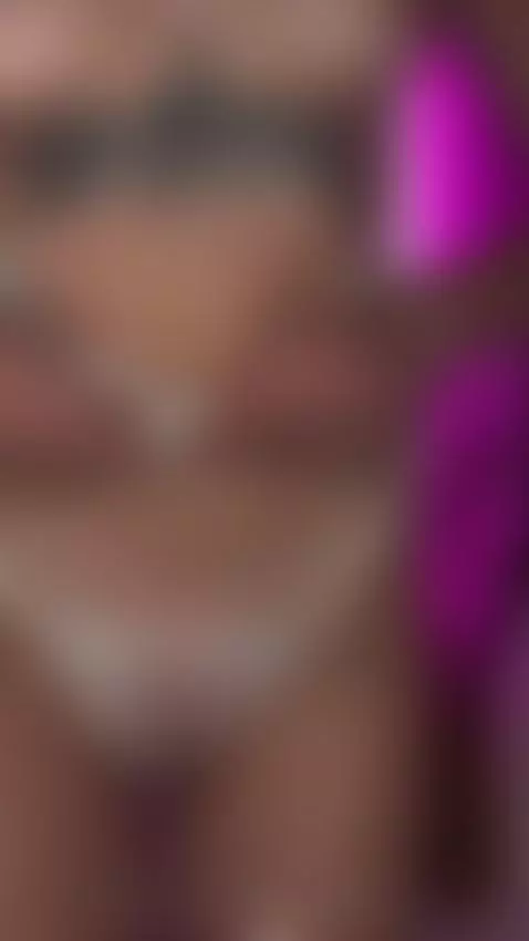 Let’s go from swipe to subscribe 💌 by evadesireee