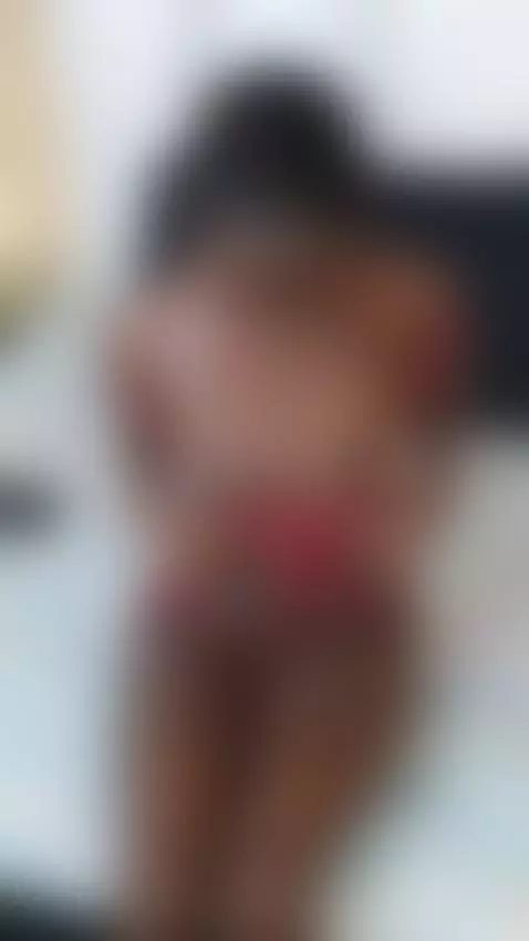 your favorite ebony is horny for you today! 😈😍 by hannagreyy