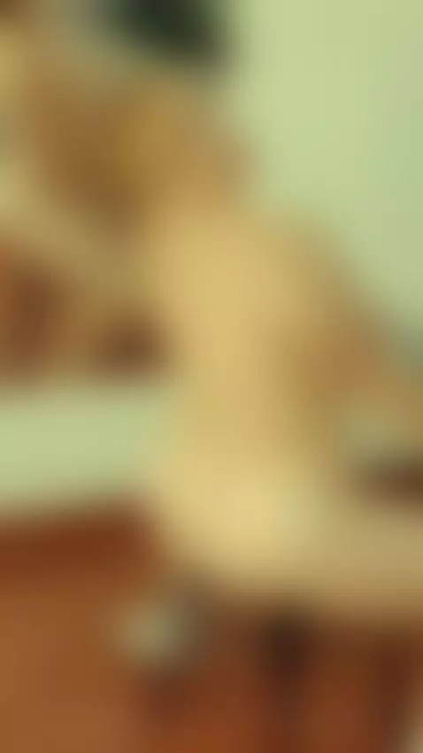 "It's Friday ... And my skin keeps a plan that only your han... by zaharabennet