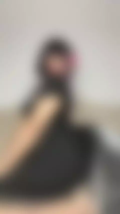 Mi waifu favorita, tengo mucho mas contenido en mi cuenta uw... by by-shio