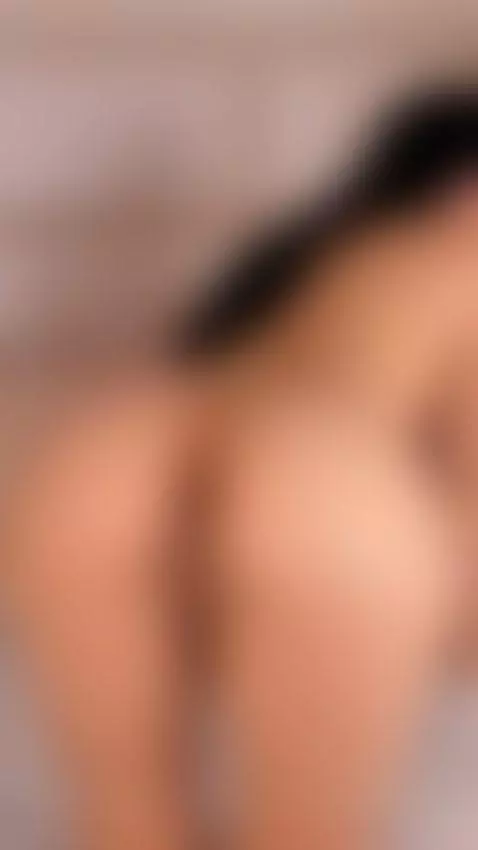 Do you want to climb on my ass? 🍑 I promise you'll enjoy it ... by natt-clark