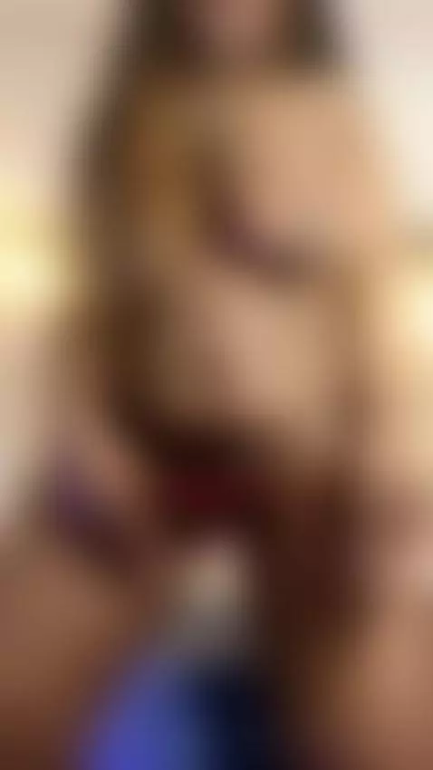 I am a big and very provocative girl by scarletbigbug