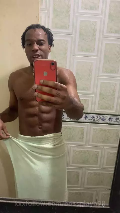 TALE A SHOWER WITH ME by bossplaya98