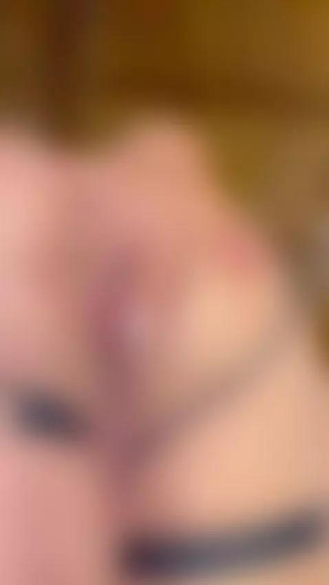 SPANK AND LICK FINGERS by perverdgirl