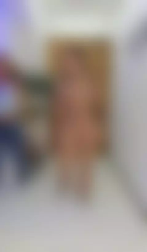 The pussy greeting 🍓☀ HEY GUYS!! by alix-6918