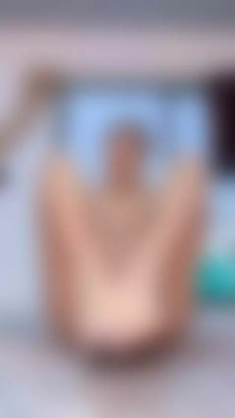 ⭐ SUCK MY FEET  AND KISS MY PUSSY 💙⭐ by charlotte-grey6913